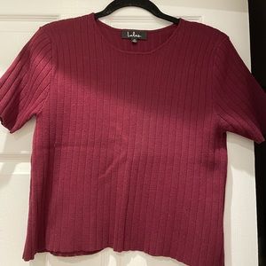 Lulus sweater top with slit back